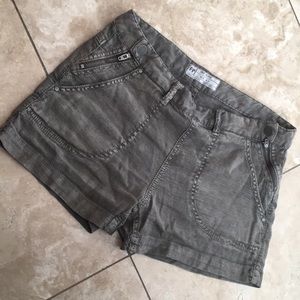 Free People linen Rayon spandex olive shorts
